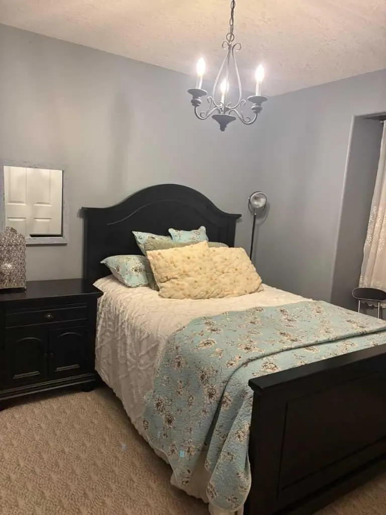 917 6 Avenue Wainwright AB T9W 1C7