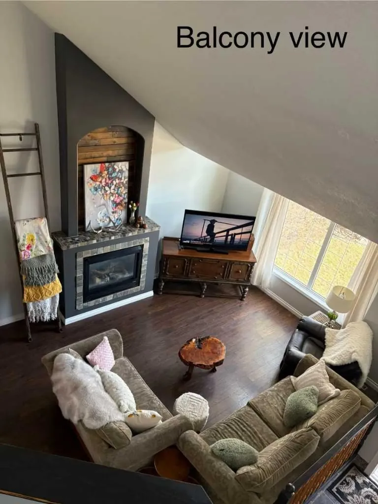 917 6 Avenue Wainwright AB T9W 1C7