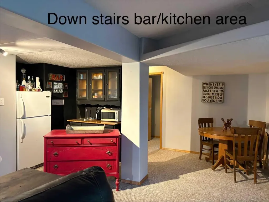 917 6 Avenue Wainwright AB T9W 1C7