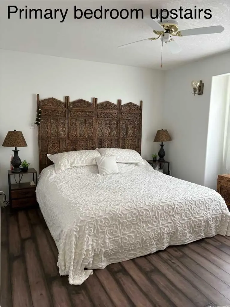 917 6 Avenue Wainwright AB T9W 1C7