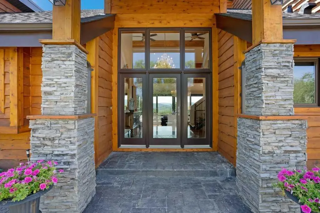 368191 184 Avenue W Rural Foothills County AB T0L 1K0