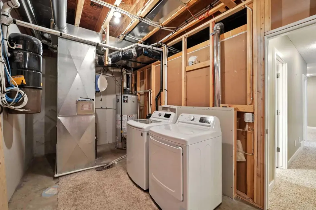 124 Kingsbridge Way SE Airdrie AB T4A 0M6