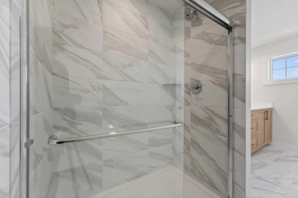 159 Greenwich Drive NW Calgary AB T3B6N9