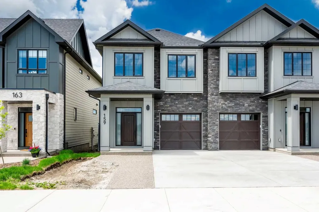 159 Greenwich Drive NW Calgary AB T3B6N9