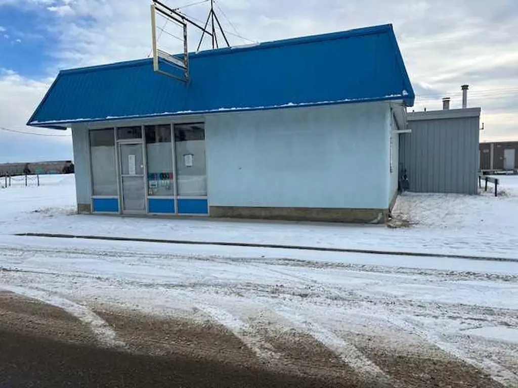 119 1 Avenue E Brooks AB T1R 0S4