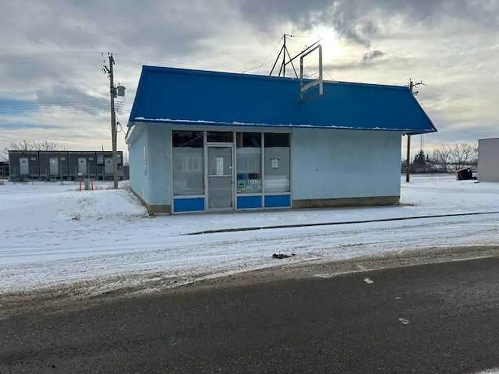 119 1 Avenue E Brooks AB T1R 0S4