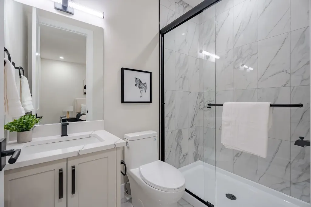 2057 Waterbury Road Chestermere AB T1X 3A9