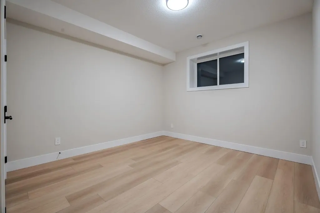 2057 Waterbury Road Chestermere AB T1X 3A9