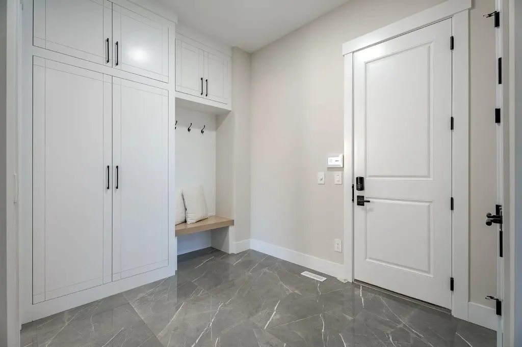 2057 Waterbury Road Chestermere AB T1X 3A9