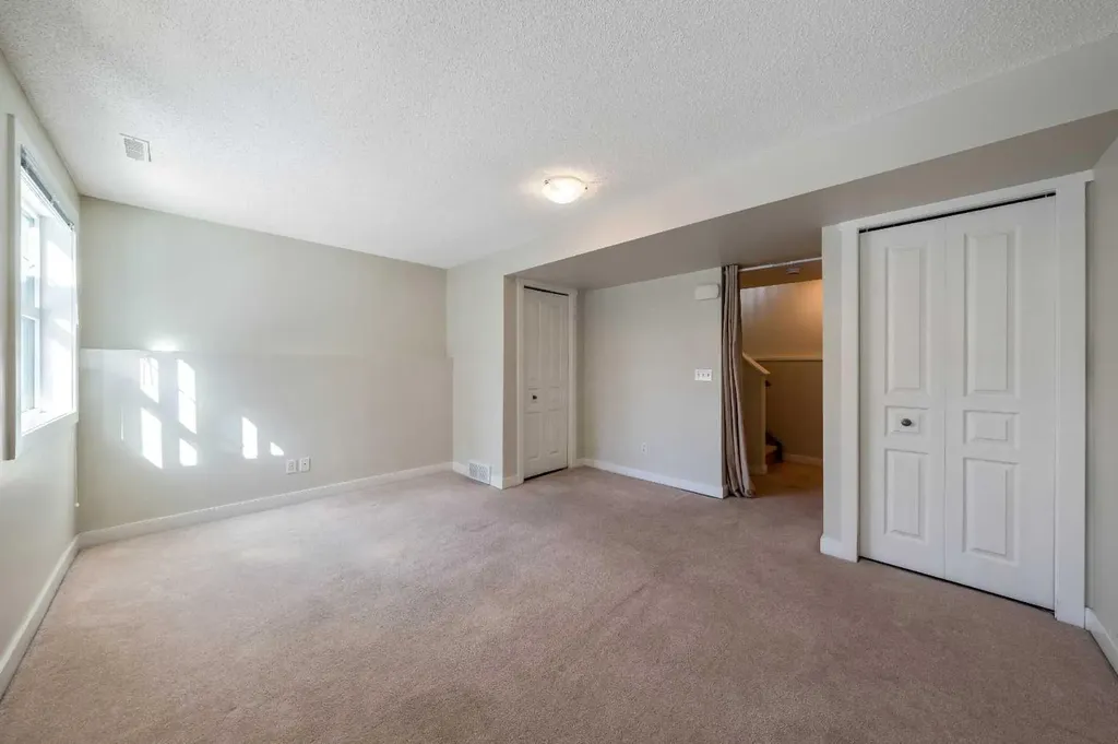 28 Heritage Drive Cochrane AB T4C 0J9