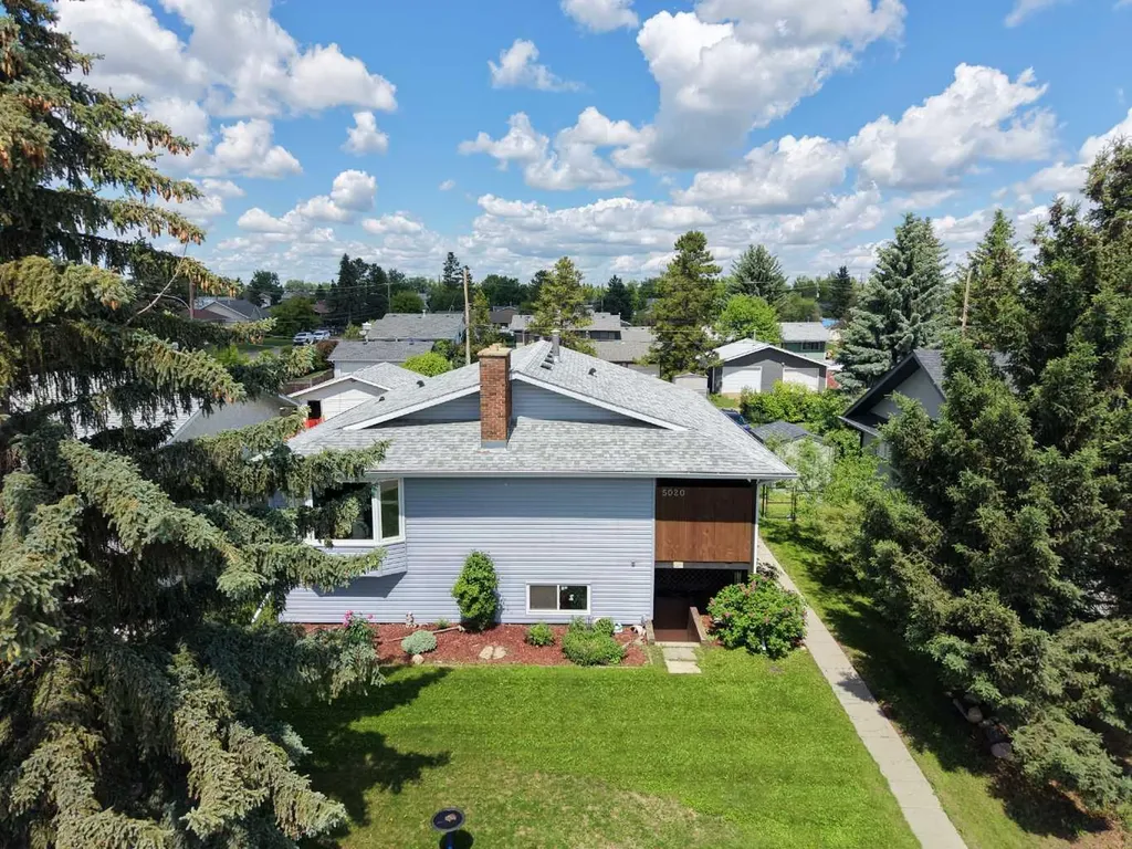 5020 61 Avenue Close Ponoka AB T4J1E7