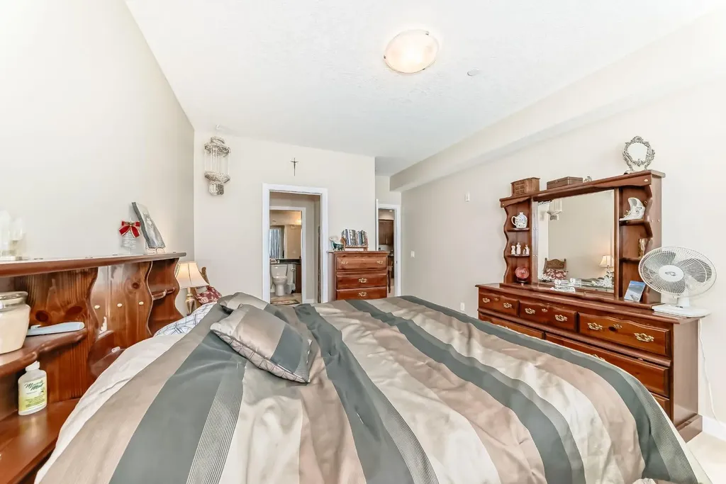 1005A Westmount Drive Strathmore AB T1P 0C3