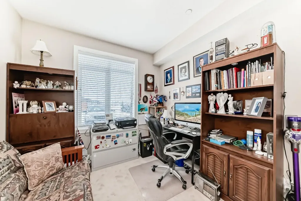 1005A Westmount Drive Strathmore AB T1P 0C3