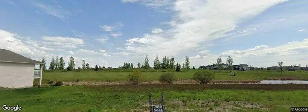 617 Whispering Greens Avenue Vulcan AB T0L 2B0