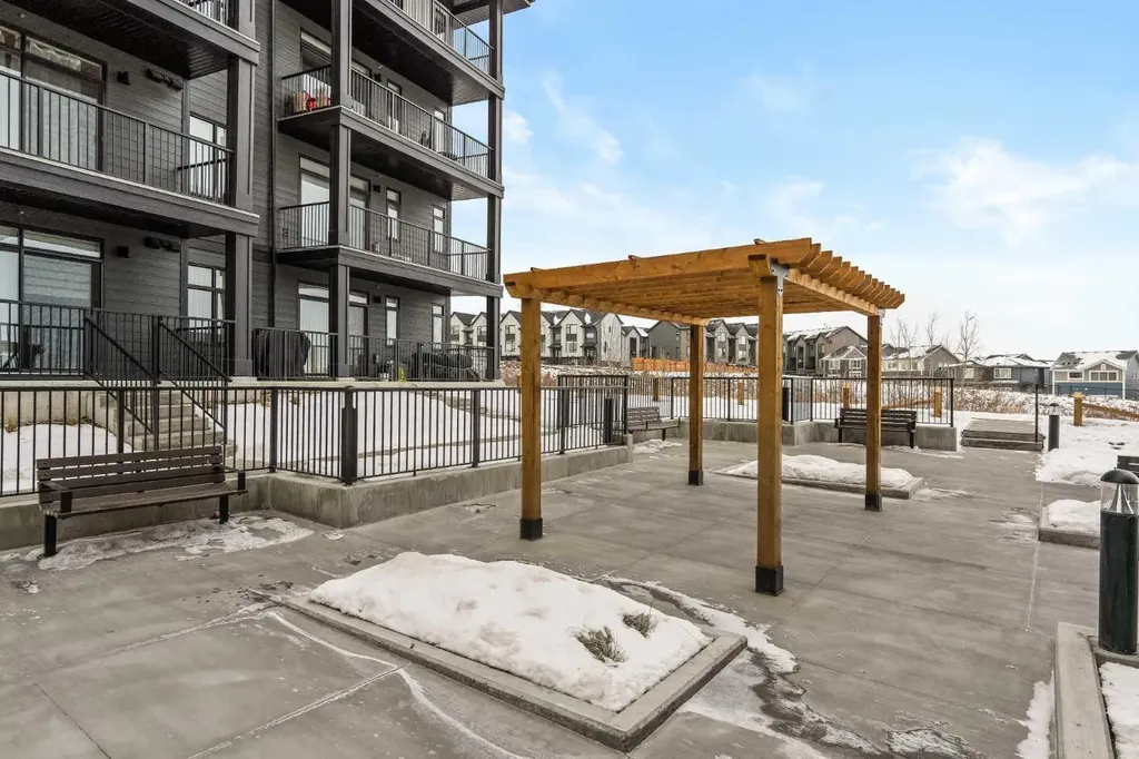 50 Sage Hill NW Calgary AB T3R 2E8