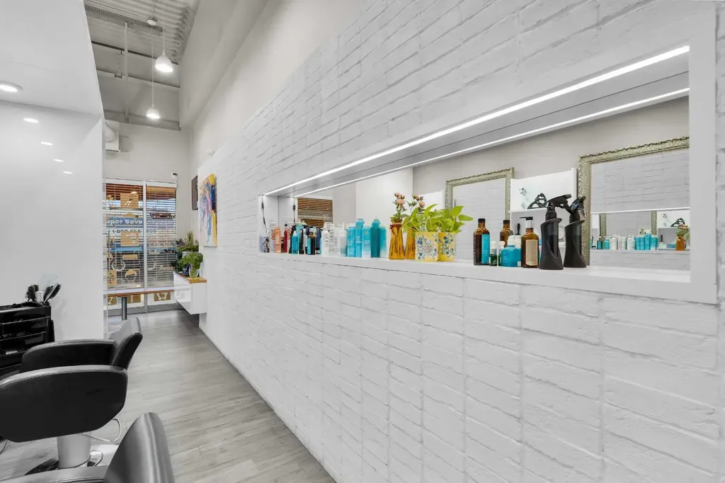 9737 Macleod Trail SW Calgary AB T2J 0J6