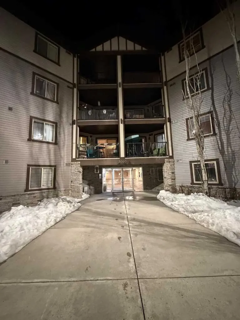 60 Panatella Street NW Calgary AB T3K0M3