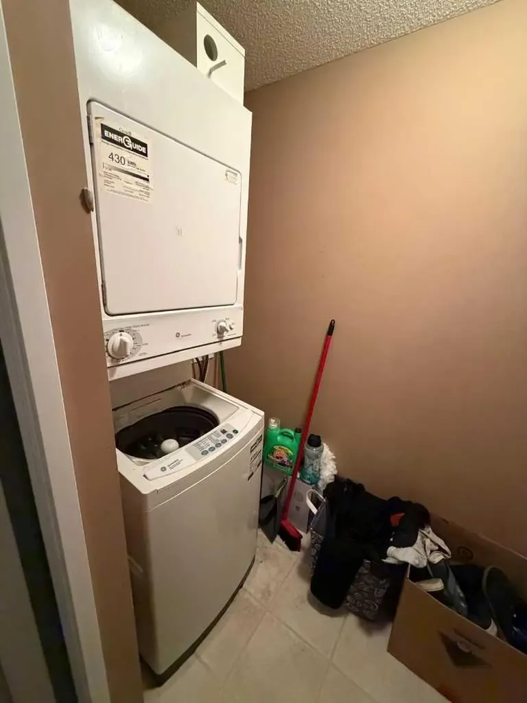 60 Panatella Street NW Calgary AB T3K0M3