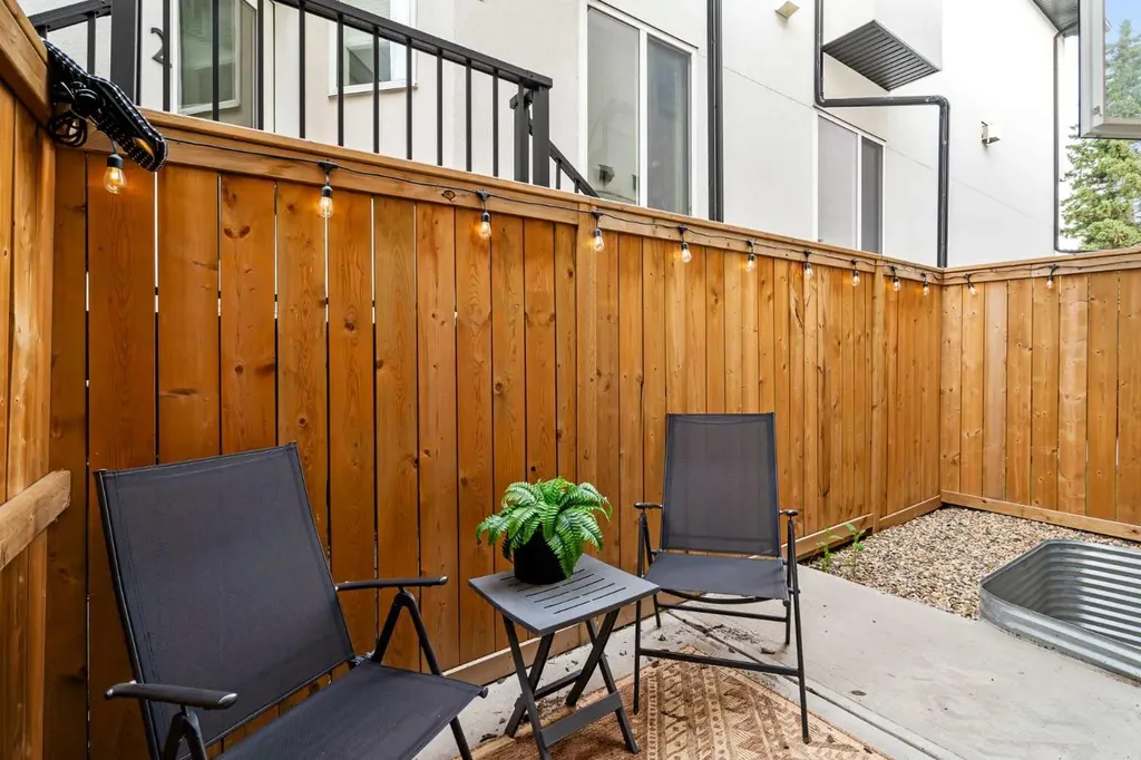 3304 2 Street NE Calgary AB T2E 3H3