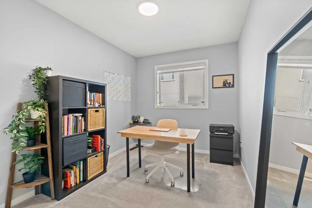 3304 2 Street NE Calgary AB T2E 3H3