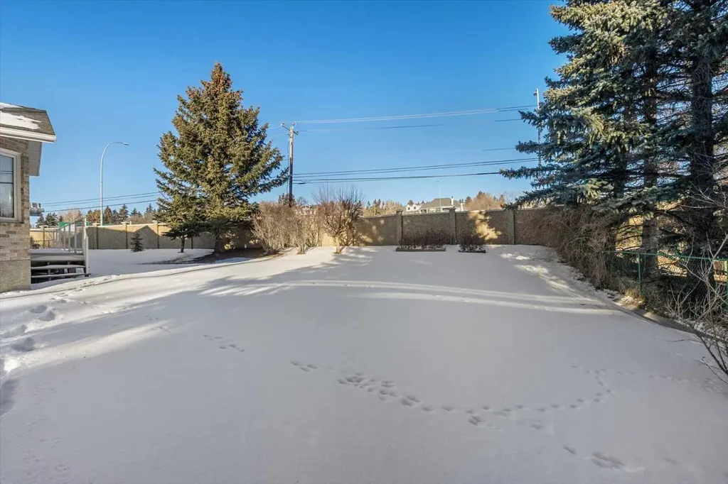 22 Varsity Estates Close NW Calgary AB T3B5J2