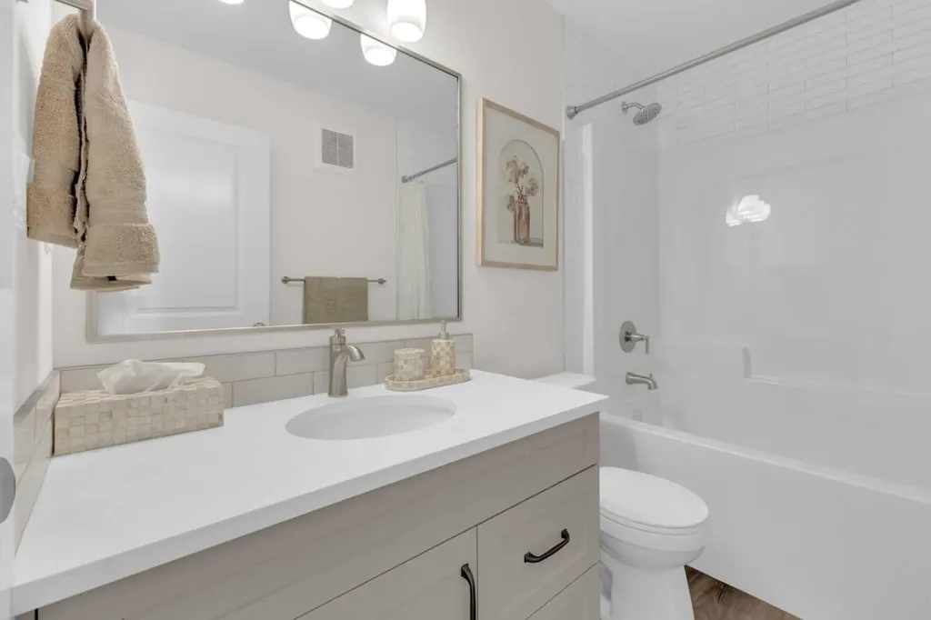 130 Norseman Close Penhold AB T0M 1R0