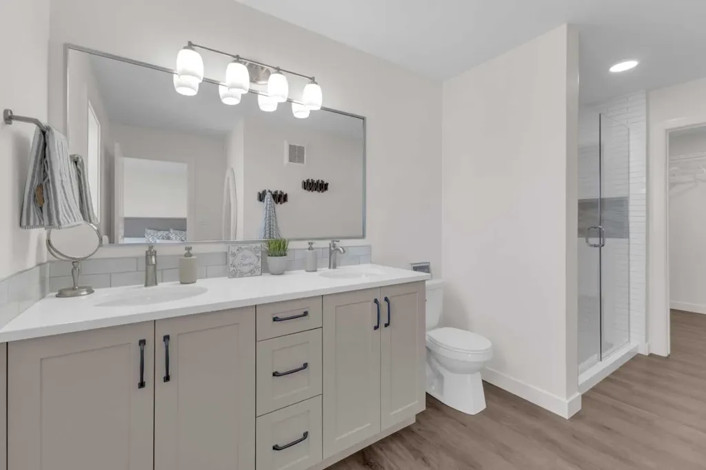 130 Norseman Close Penhold AB T0M 1R0