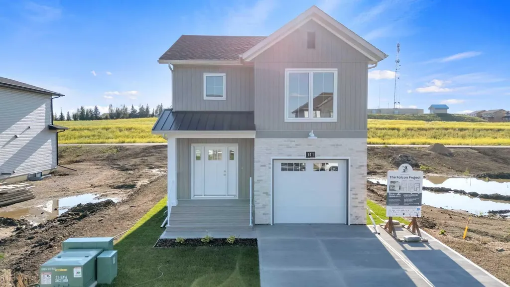 130 Norseman Close Penhold AB T0M 1R0