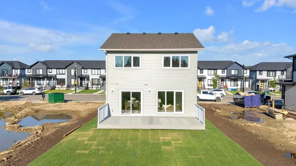 130 Norseman Close Penhold AB T0M 1R0