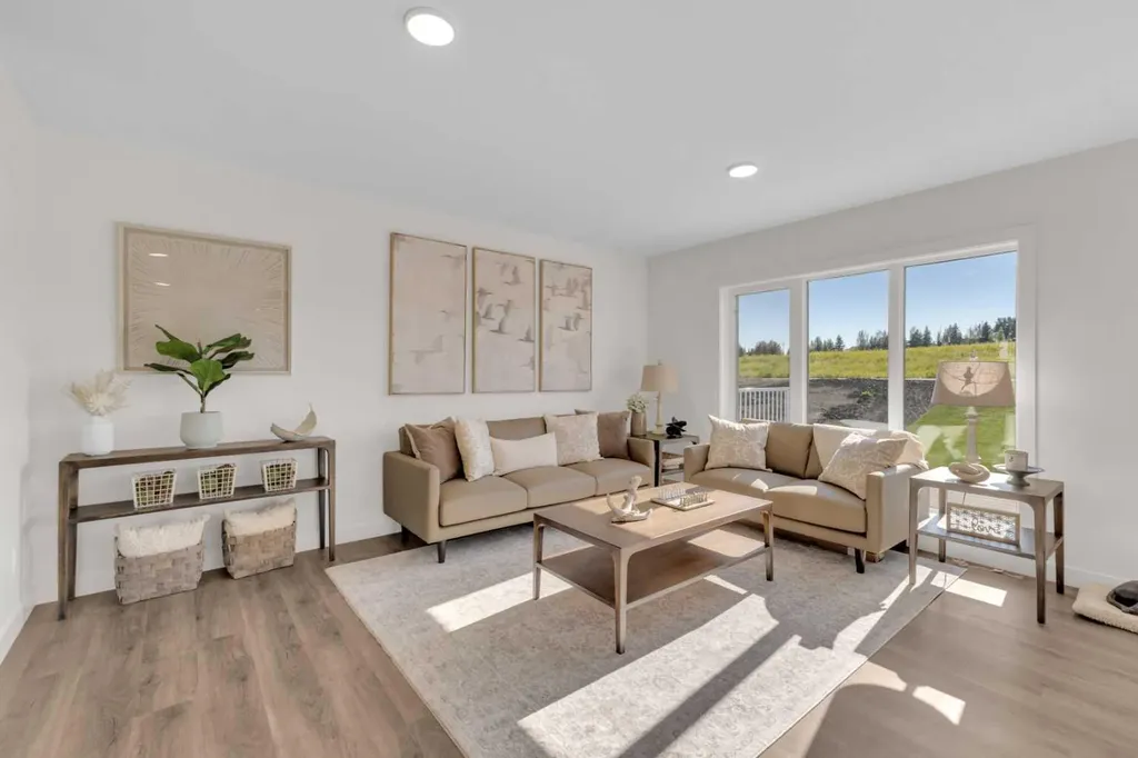 130 Norseman Close Penhold AB T0M 1R0