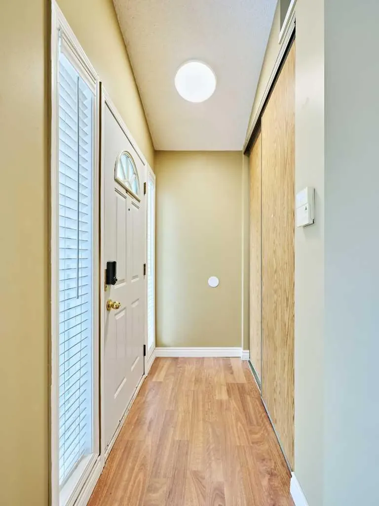 152 Harvest Gold Heights NE Calgary AB T3K 4H2