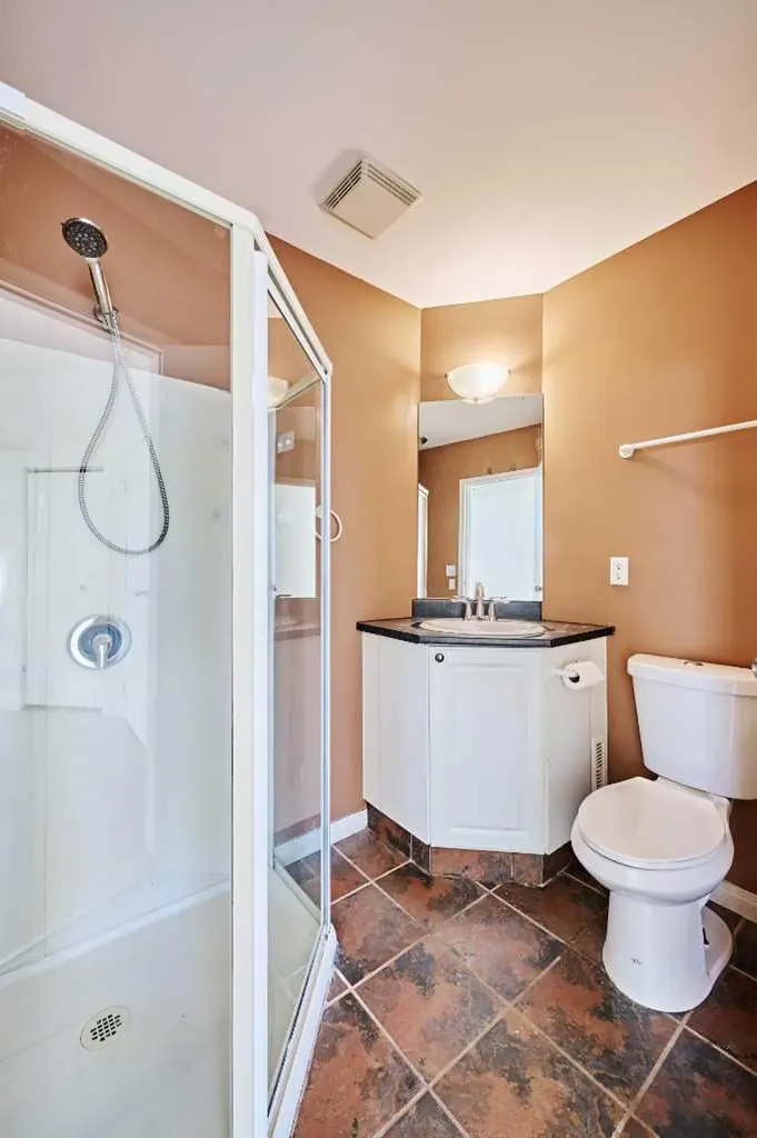 152 Harvest Gold Heights NE Calgary AB T3K 4H2