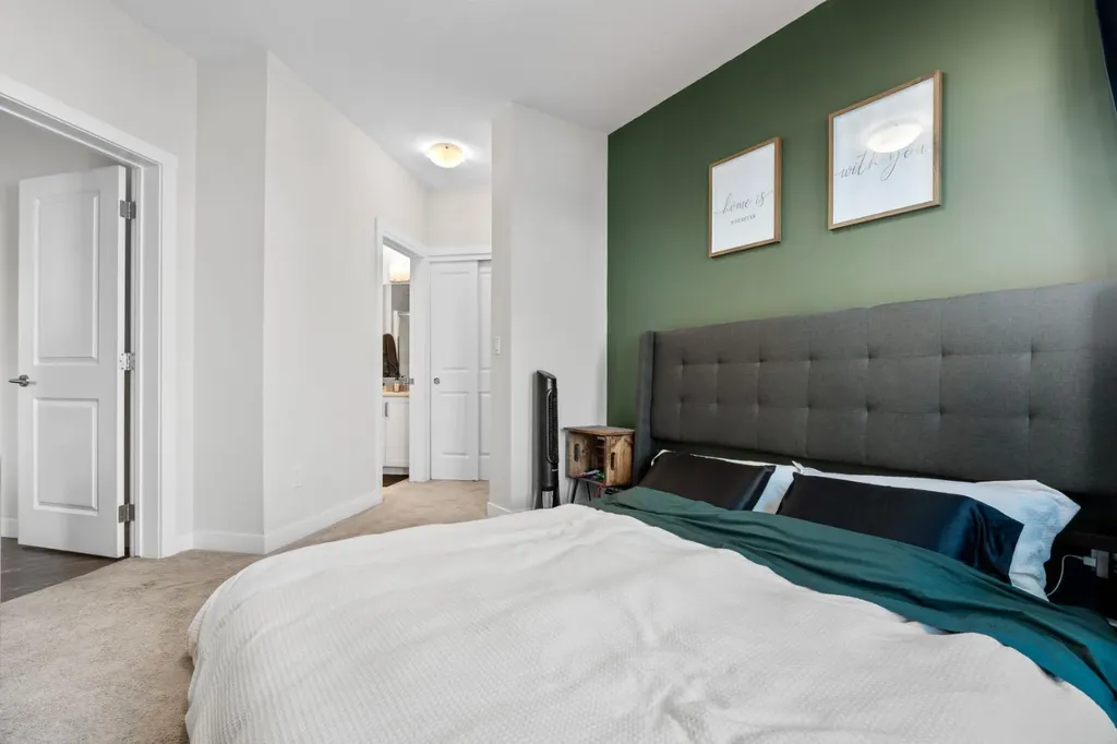 3727 Sage Hill Drive NW Calgary AB T3R 1T7