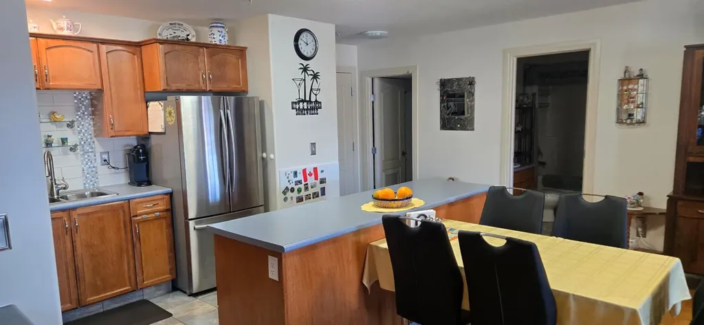 4425 Heritage Way Lacombe AB T4L2P4