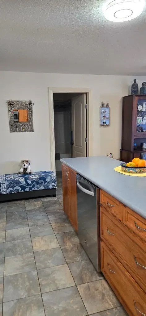 4425 Heritage Way Lacombe AB T4L2P4