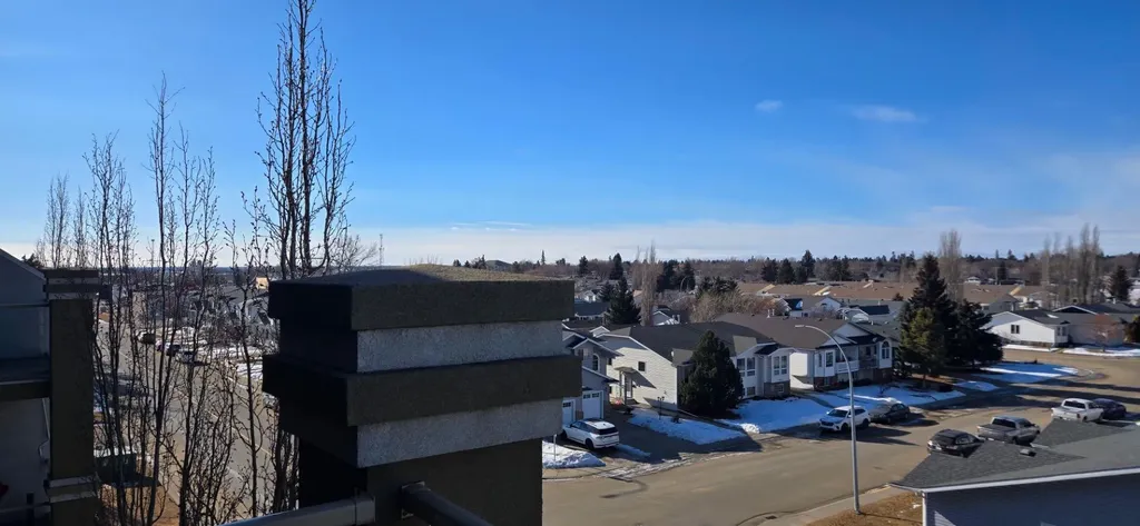 4425 Heritage Way Lacombe AB T4L2P4