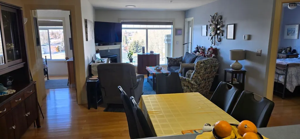 4425 Heritage Way Lacombe AB T4L2P4