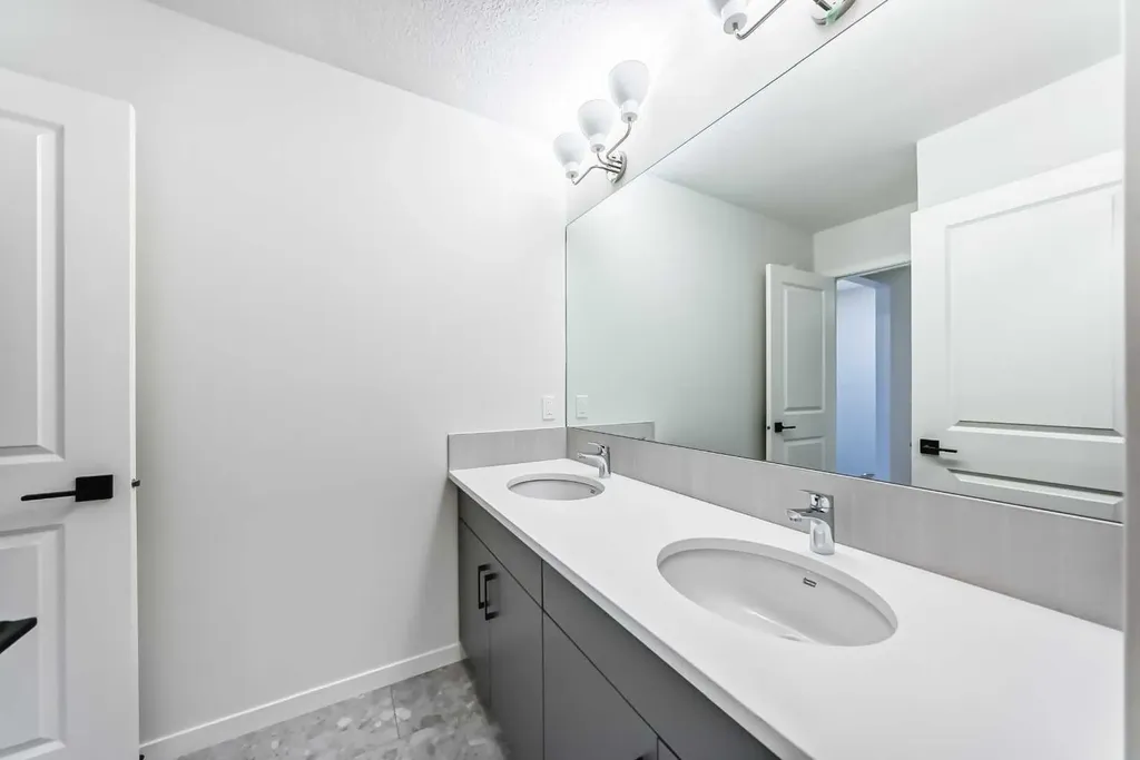 54 Bartlett Row SE Calgary AB T3S 0P1