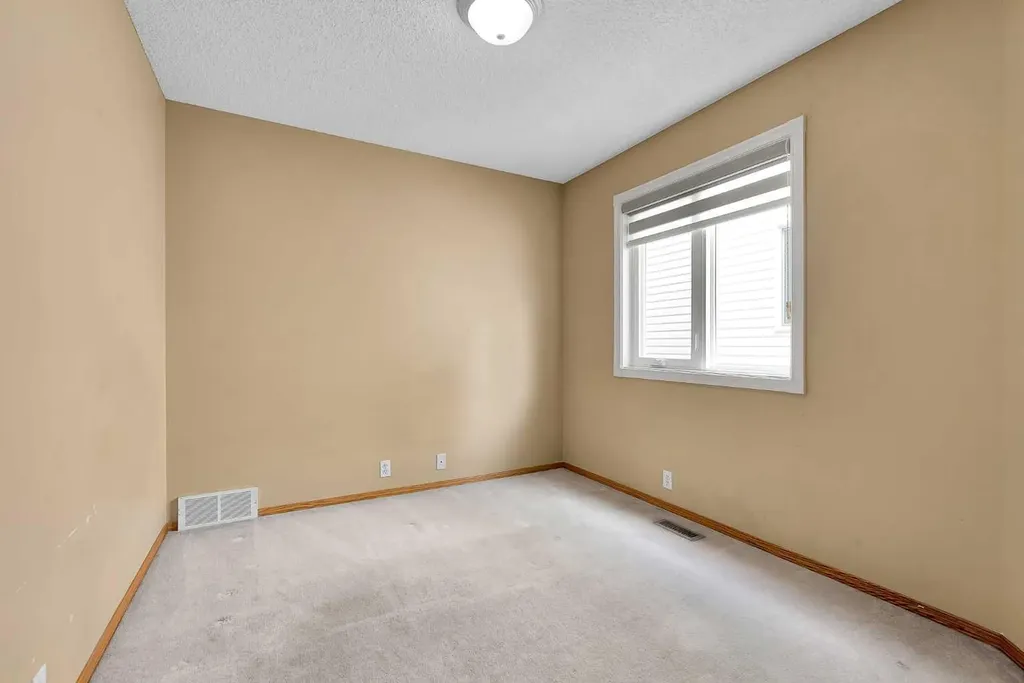 332 Harvest Hills Drive NE Calgary AB T3K 4H7