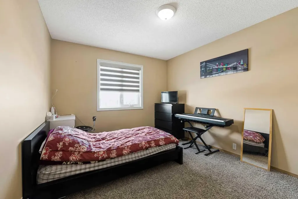 332 Harvest Hills Drive NE Calgary AB T3K 4H7