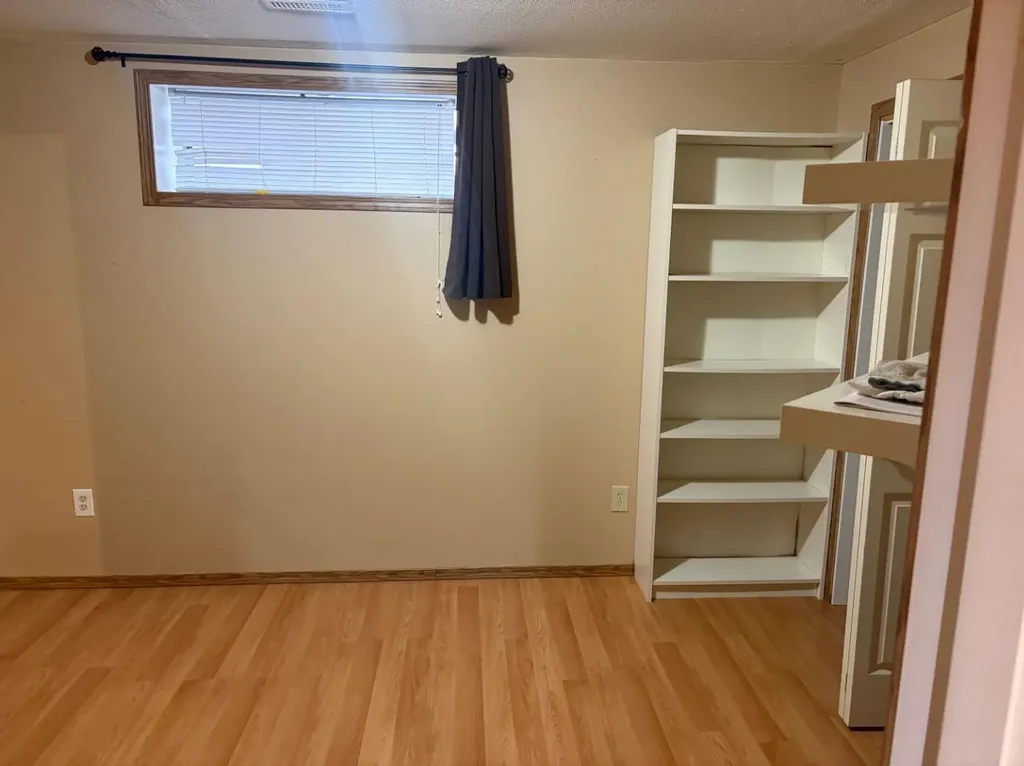 332 Harvest Hills Drive NE Calgary AB T3K 4H7