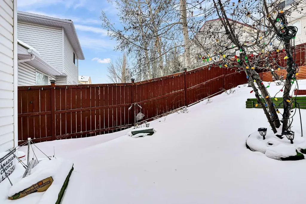 332 Harvest Hills Drive NE Calgary AB T3K 4H7