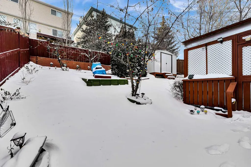 332 Harvest Hills Drive NE Calgary AB T3K 4H7