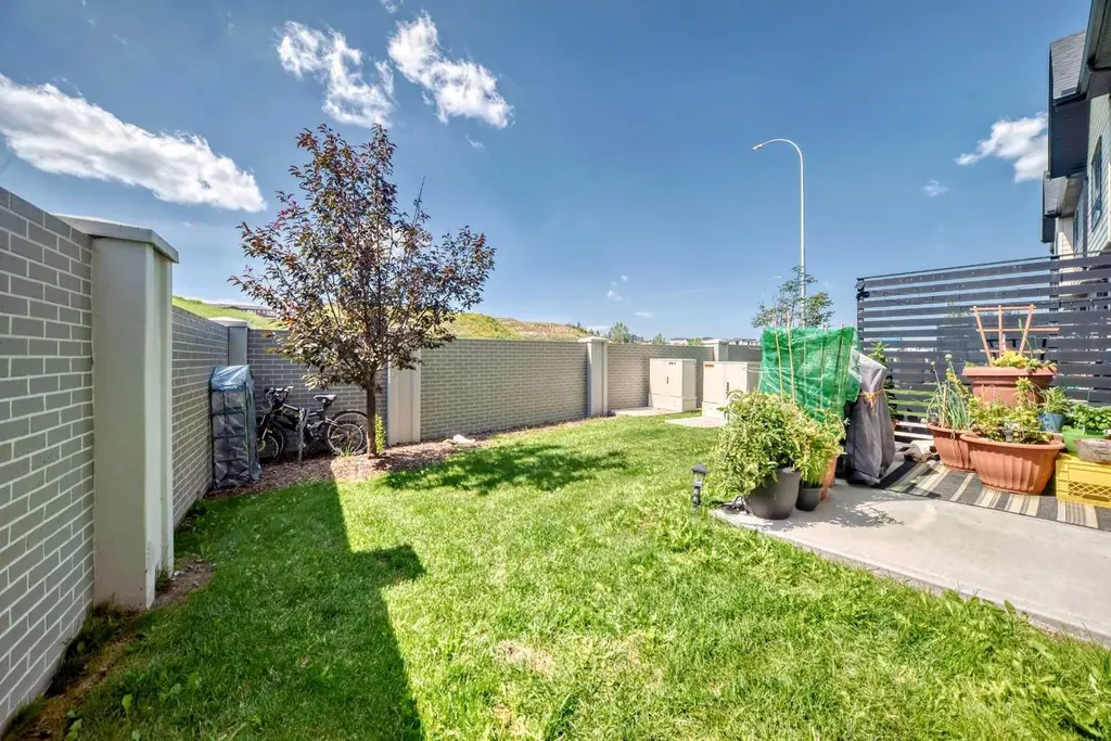 118 Sage Meadows Gardens NW Calgary AB T3P 1K2
