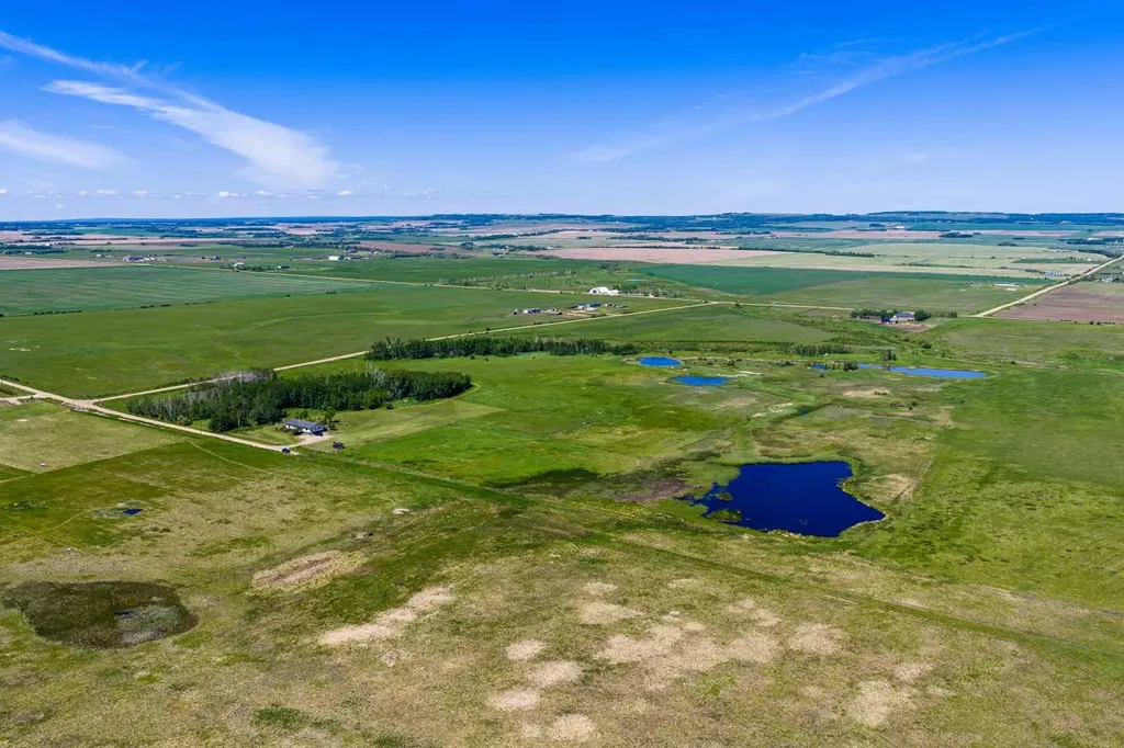 50010 733a Township Sexsmith AB T0H 3C0
