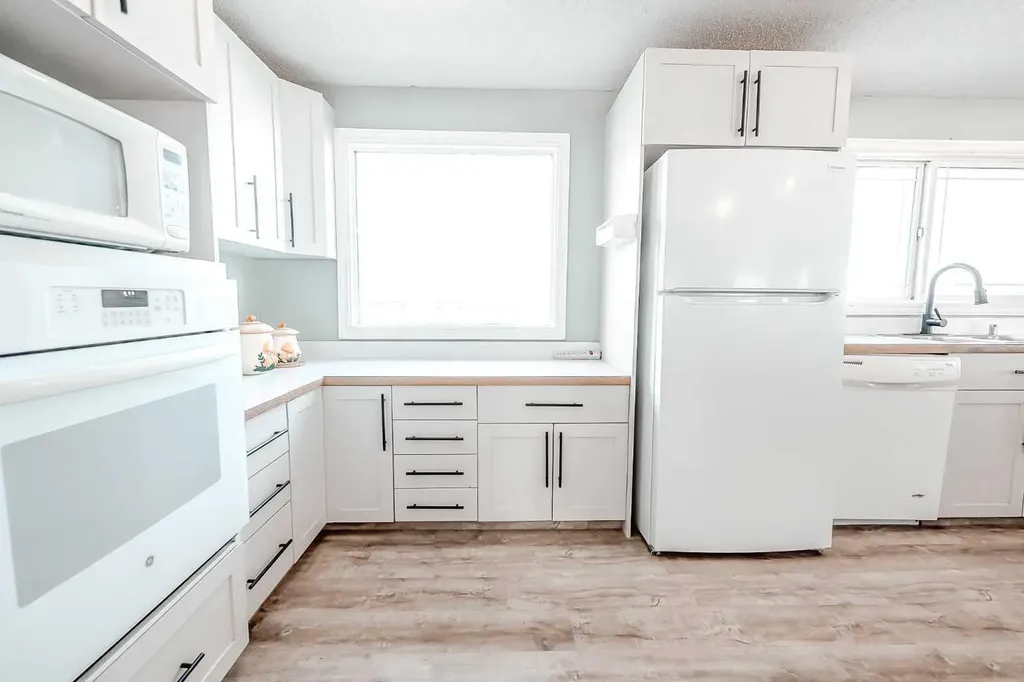 50010 733a Township Sexsmith AB T0H 3C0