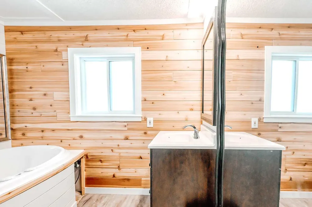 50010 733a Township Sexsmith AB T0H 3C0