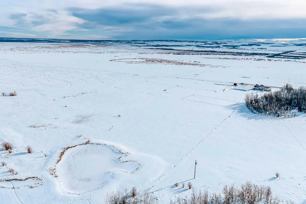 50010 733a Township Sexsmith AB T0H 3C0