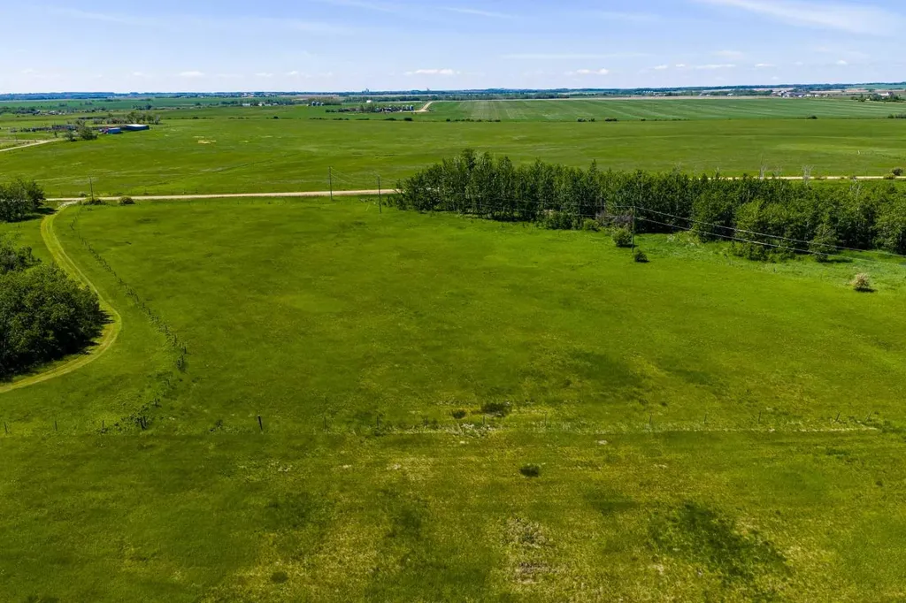 50010 733a Township Sexsmith AB T0H 3C0