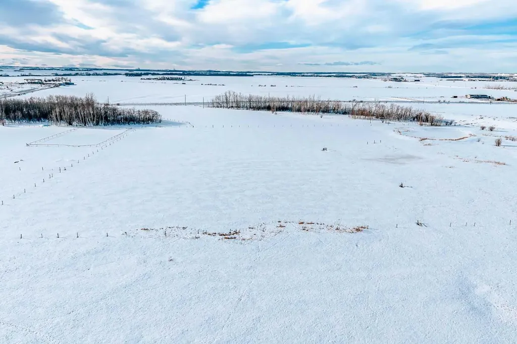 50010 733a Township Sexsmith AB T0H 3C0